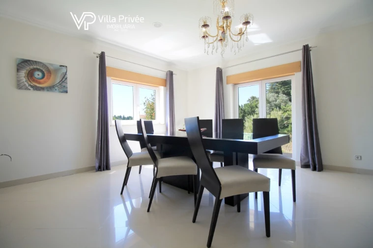 Moradia T5 para Venda em Cernache Foto 17