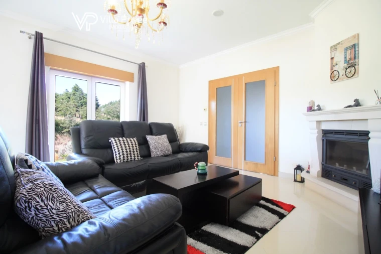 Moradia T5 para Venda em Cernache Foto 22