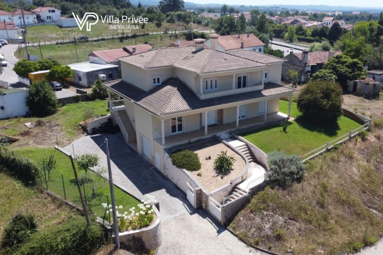 Moradia T5 para Venda em Cernache Foto 55