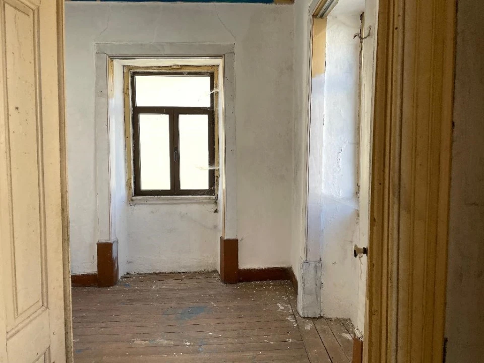 Moradia T3 para Venda em Castanheira de Pêra e Coentral Foto 2