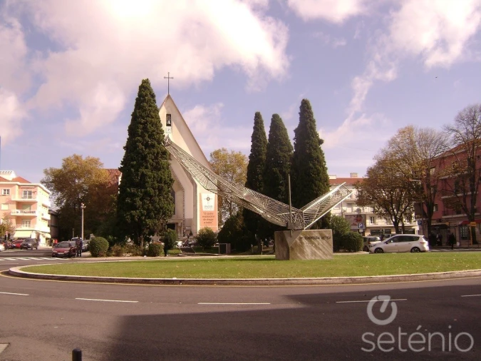 Moradia T11 para Venda em Alvalade