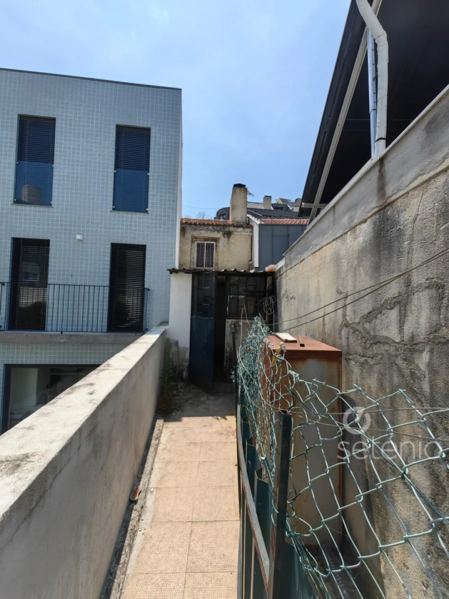 Prédio para Venda em Arroios Foto 16