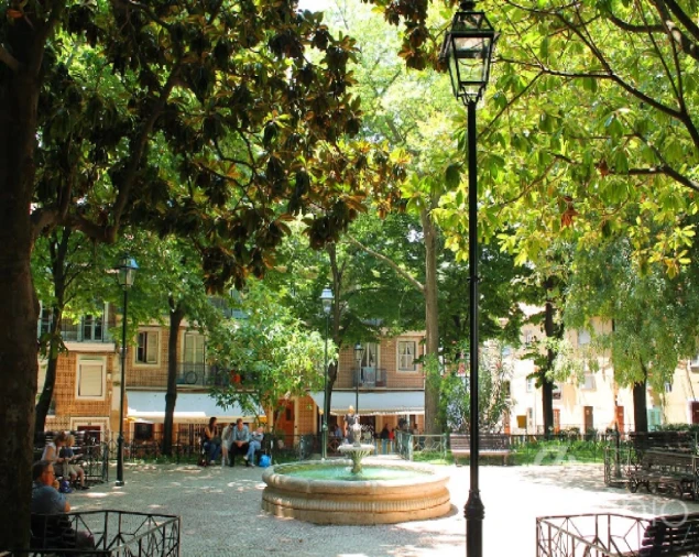 Prédio para Venda em Santo António Foto 4