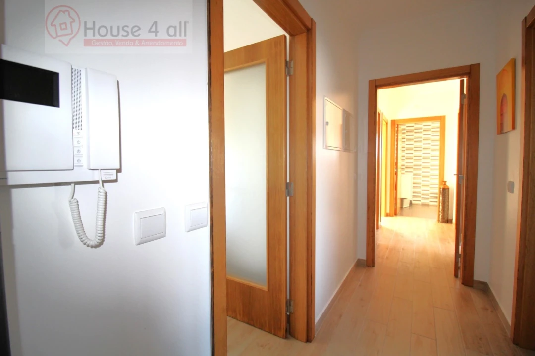 Apartamento T2 para Venda em Tornada e Salir do Porto Foto 5