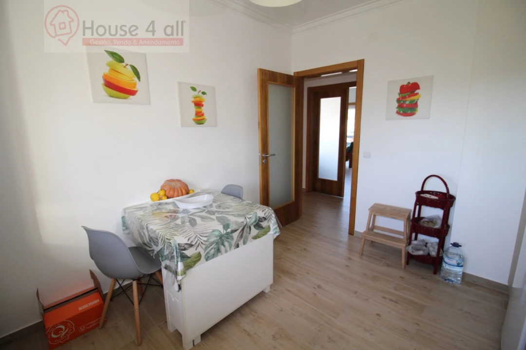 Apartamento T2 para Venda em Tornada e Salir do Porto Foto 3