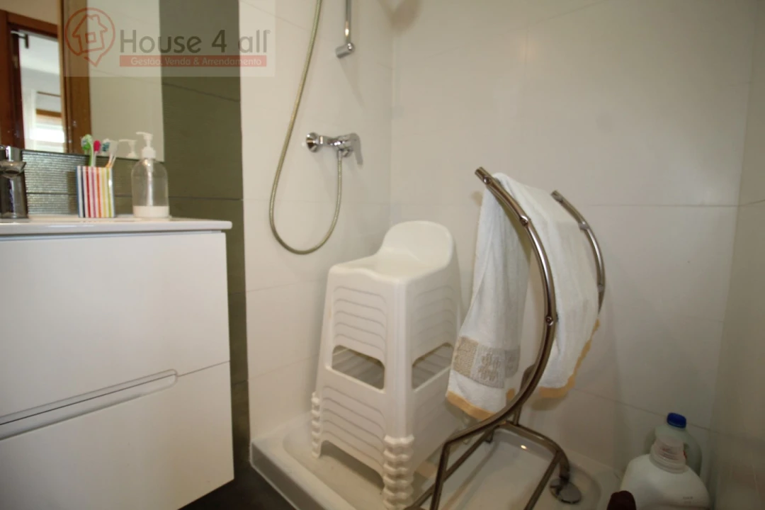 Apartamento T2 para Venda em Tornada e Salir do Porto Foto 20