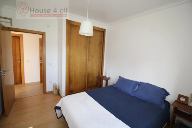 Apartamento T2 para Venda em Tornada e Salir do Porto Foto 13