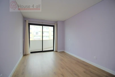 Apartamento T3 para Venda em Nossa Senhora do Pópulo, Coto e São Gregório