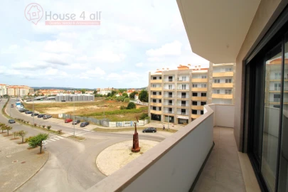 Apartamento T3 para Venda em Nossa Senhora do Pópulo, Coto e São Gregório
