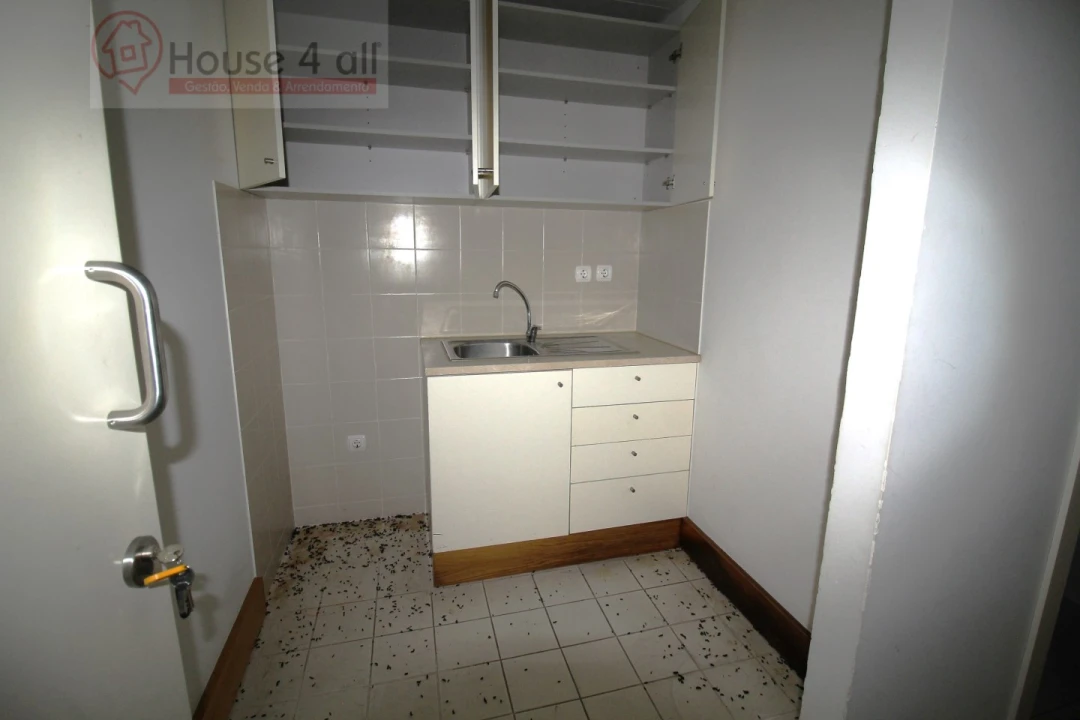 Loja para Venda em Caldas da Rainha - Santo Onofre e Serra do Bouro Foto 21