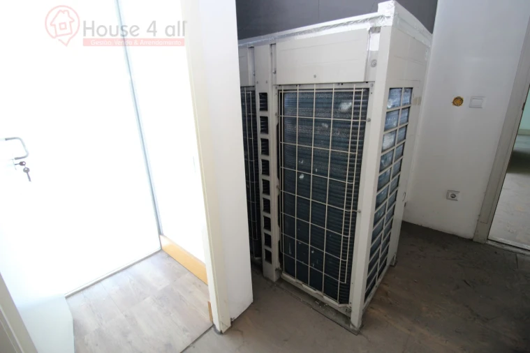 Loja para Venda em Caldas da Rainha - Santo Onofre e Serra do Bouro Foto 7