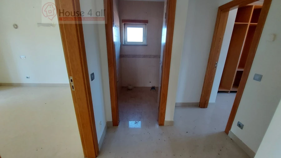 Moradia T6 para Venda em Turquel Foto 22