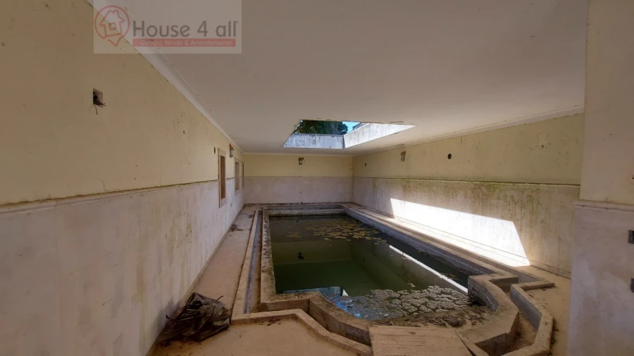 Moradia T6 para Venda em Turquel Foto 29