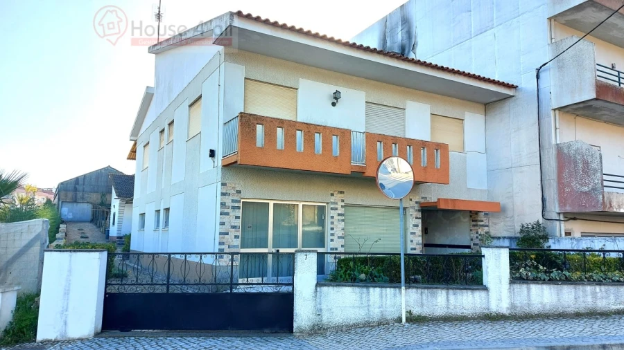 Moradia T4 para Venda em Nossa Senhora da Piedade Foto 1