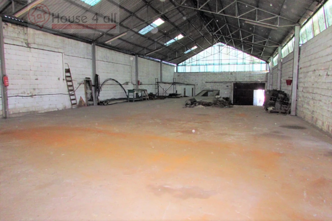 Armazém para Venda em Nossa Senhora da Piedade Foto 1