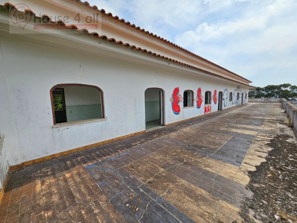 Negócio para Venda em Nadadouro Foto 10