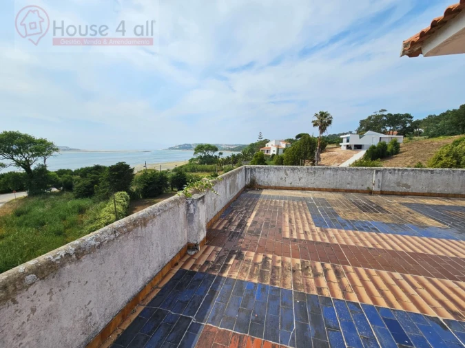 Negócio para Venda em Nadadouro Foto 12