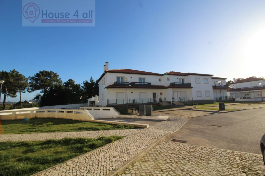Apartamento T2 para Venda em Tornada e Salir do Porto Foto 26
