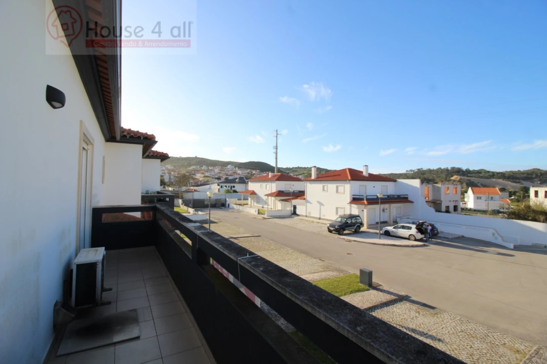 Apartamento T2 para Venda em Tornada e Salir do Porto Foto 6