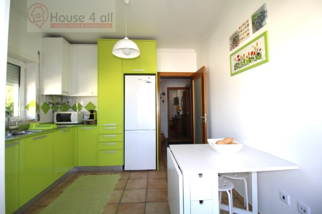 Apartamento T2 para Venda em Tornada e Salir do Porto Foto 8