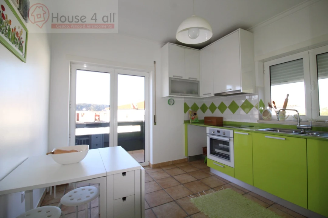 Apartamento T2 para Venda em Tornada e Salir do Porto Foto 9