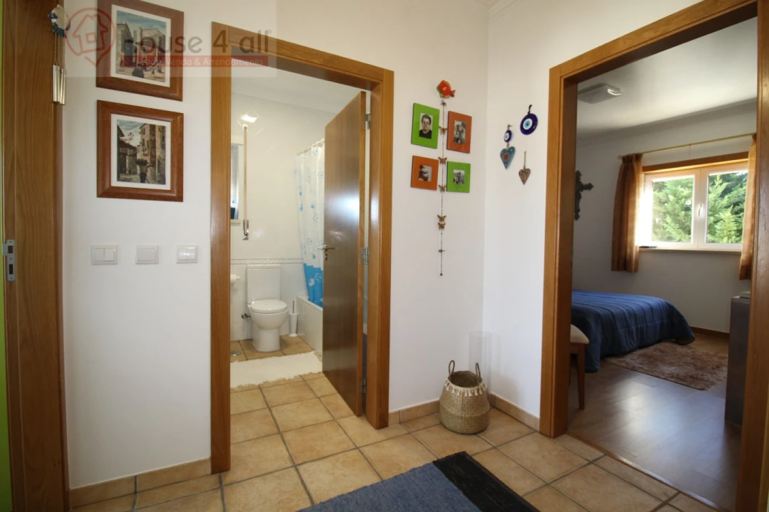 Apartamento T2 para Venda em Tornada e Salir do Porto Foto 20