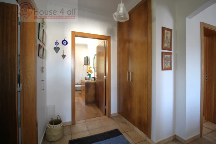 Apartamento T2 para Venda em Tornada e Salir do Porto Foto 10