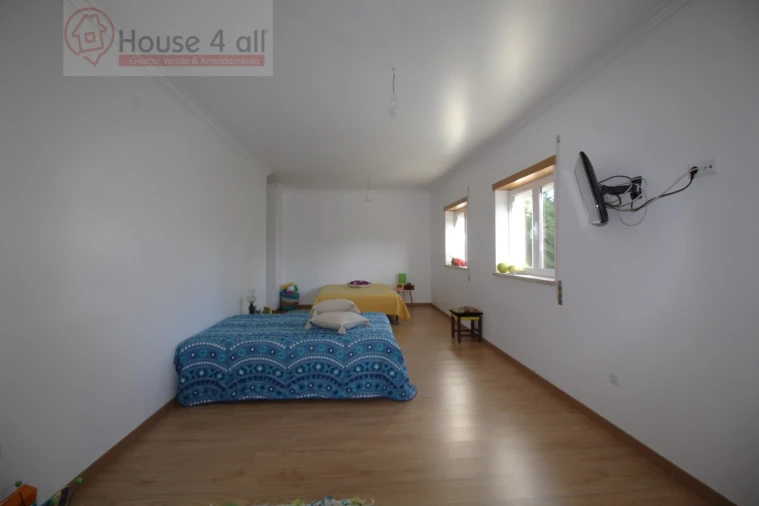 Apartamento T2 para Venda em Tornada e Salir do Porto Foto 13