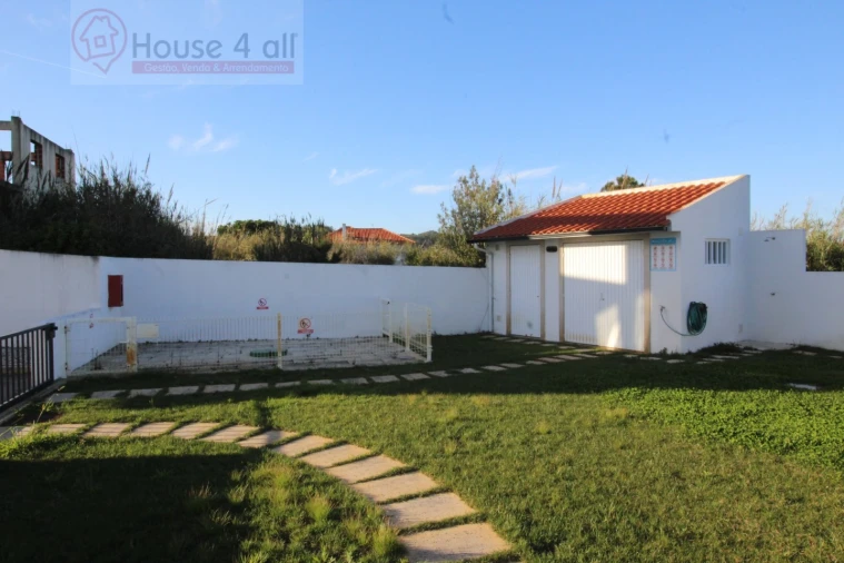 Apartamento T2 para Venda em Tornada e Salir do Porto Foto 24