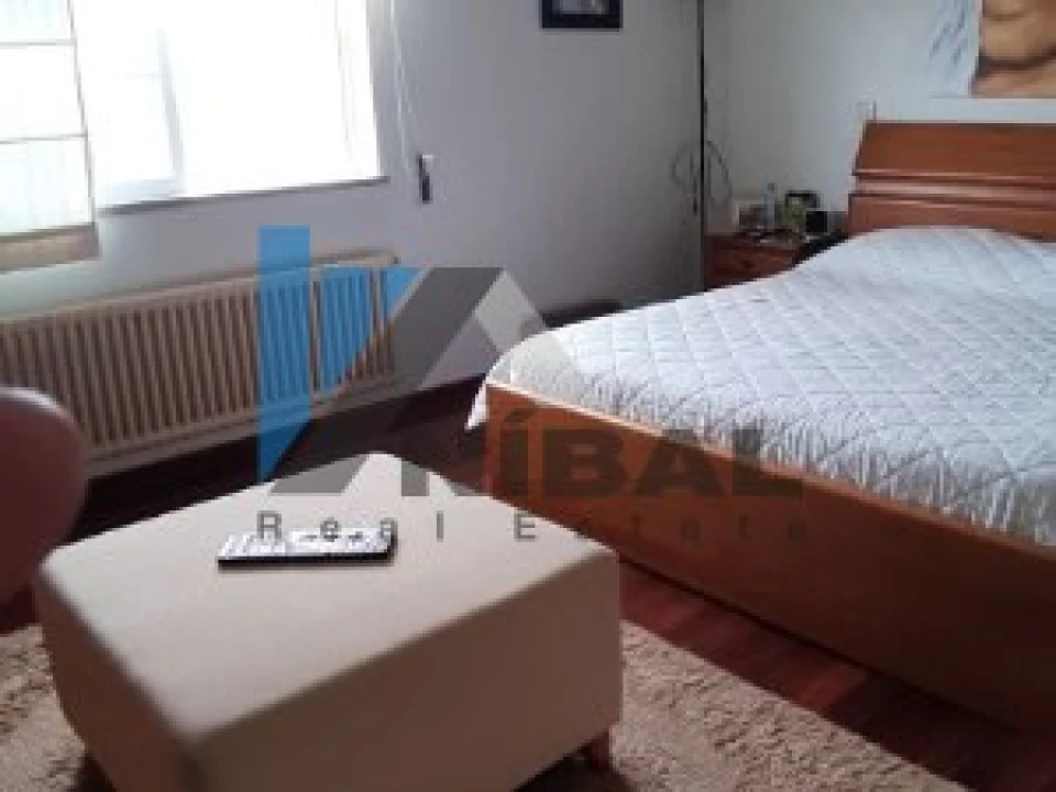 Moradia T4 para Venda em Gondarem Foto 22