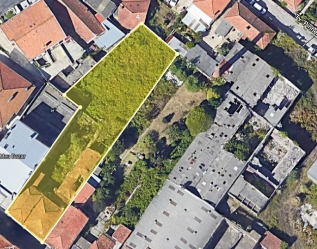 Terreno para Venda em Oliveira do Douro Planta 1
