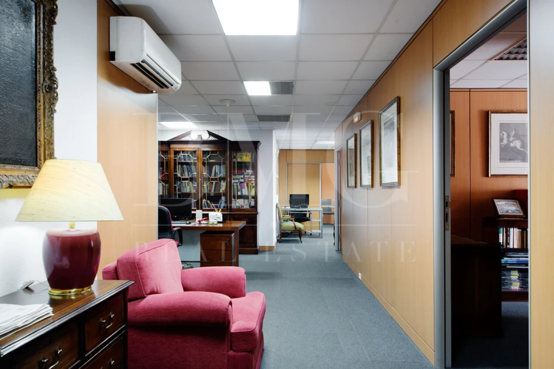 Escritório para Arrendamento em Santa Maria Maior Foto 3