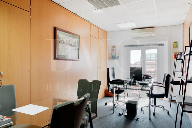 Escritório para Arrendamento em Santa Maria Maior Foto 10