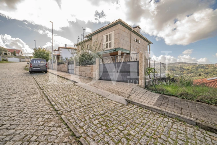 Moradia T3 para Venda em Amarante (São Gonçalo), Madalena, Cepelos e Gatão Foto 40