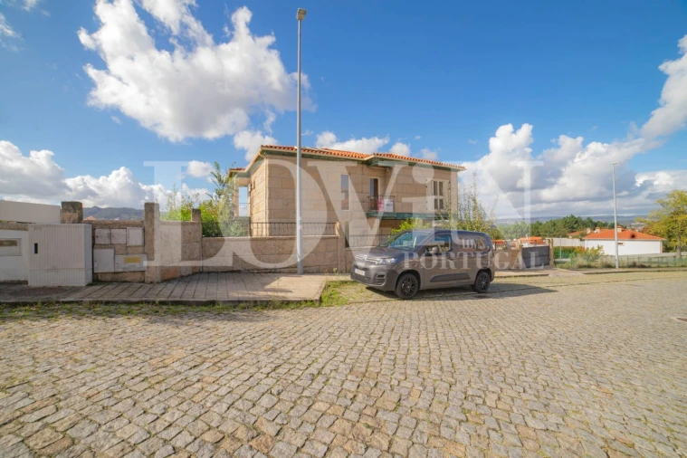 Moradia T3 para Venda em Amarante (São Gonçalo), Madalena, Cepelos e Gatão Foto 42