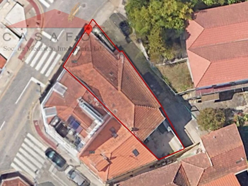 Moradia T5 para Venda em Lordelo do Ouro e Massarelos Foto 5