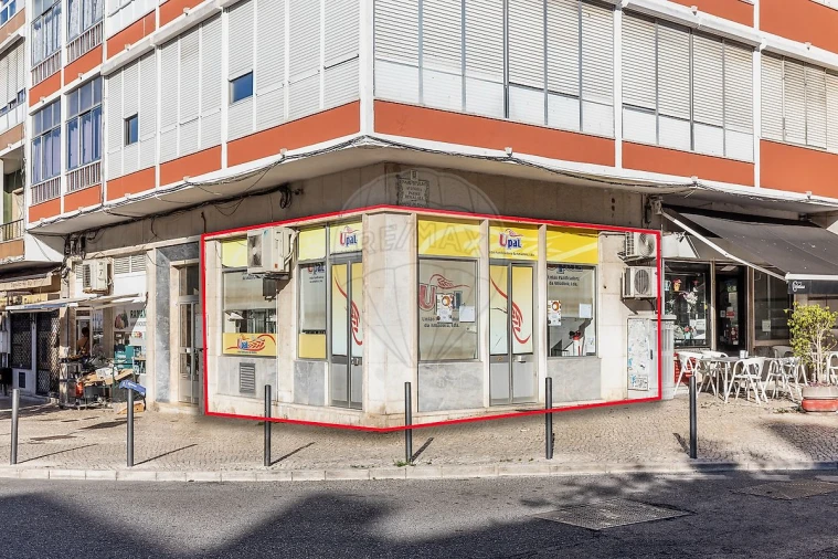 Loja para Venda em Águas Livres Foto 1