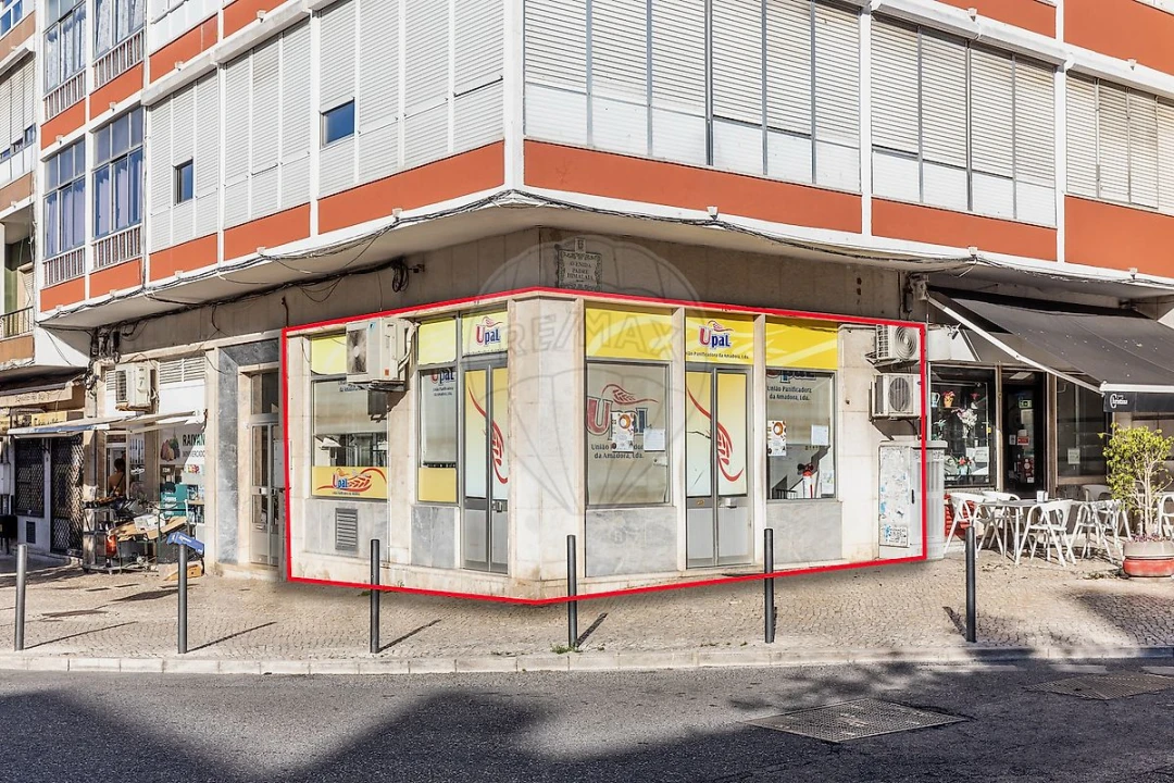 Loja para Venda em Águas Livres Foto 1