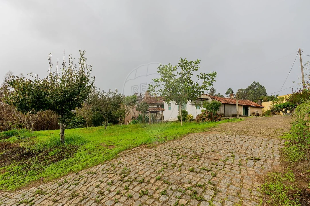 Moradia T3 para Venda em Gondomar (São Cosme), Valbom e Jovim Foto 31