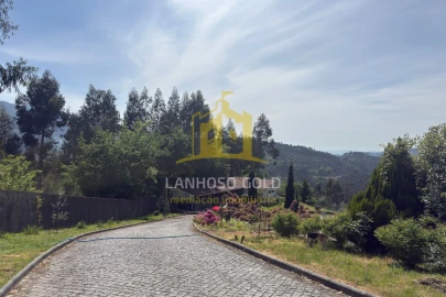 Moradia T5 para Venda em Vieira do Minho