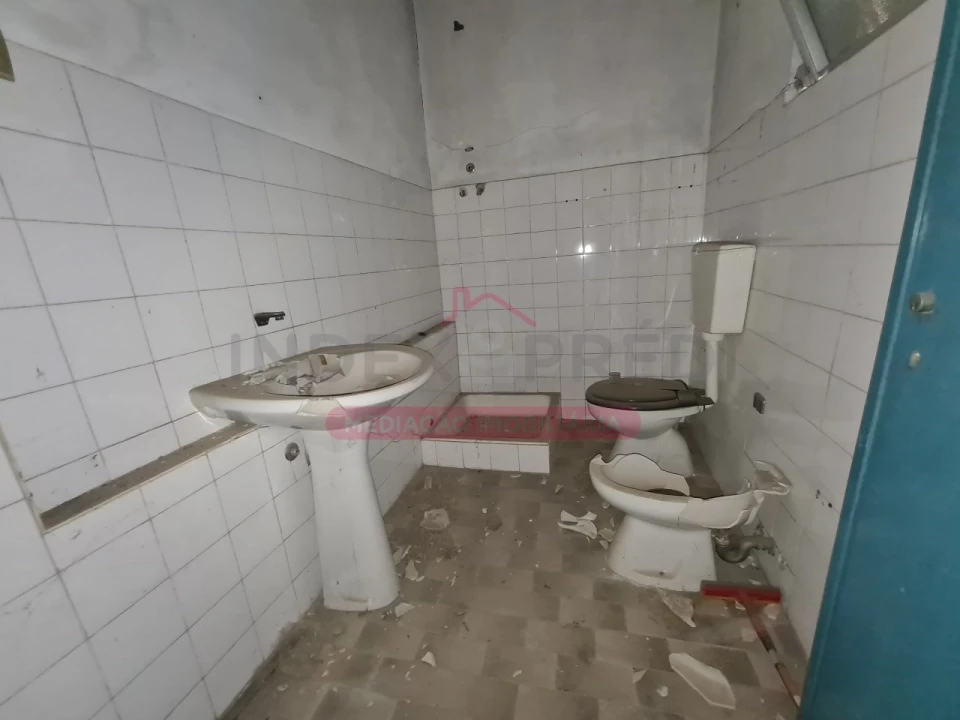 Armazém para Venda em Águeda e Borralha Foto 33