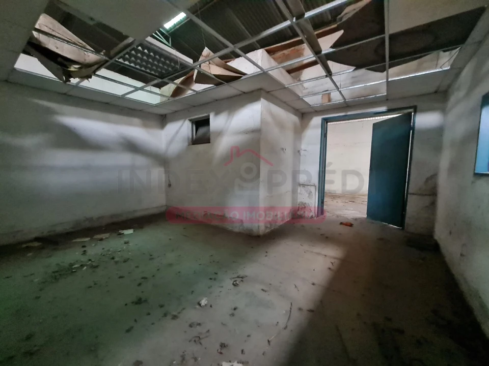 Armazém para Venda em Águeda e Borralha Foto 38