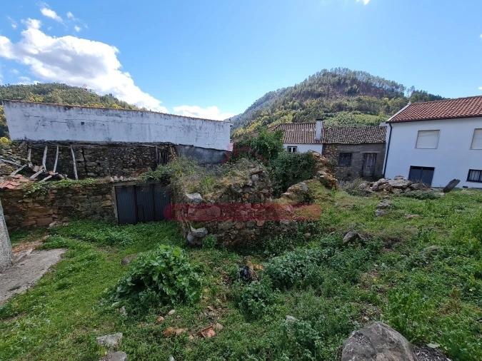 Moradia T5 para Venda em Gois Foto 5