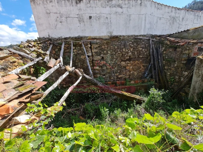 Moradia T5 para Venda em Gois Foto 8