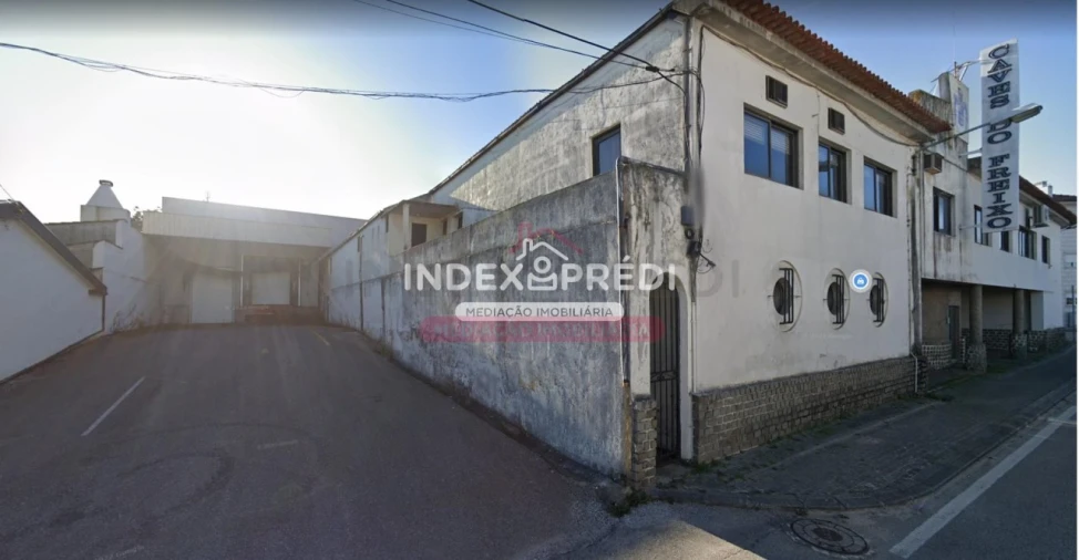 Armazém para Venda em Sangalhos Foto 13