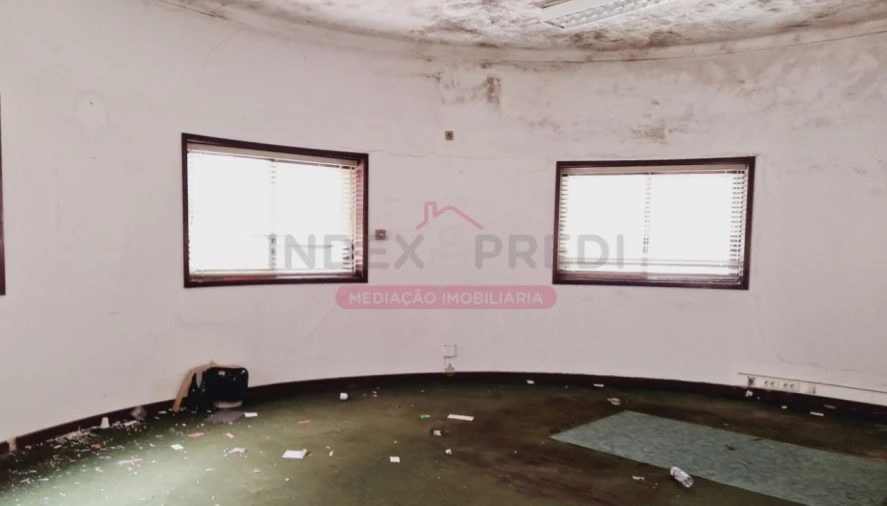 Armazém para Venda em Sangalhos Foto 20