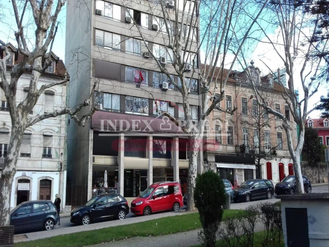 Loja para Venda em Sé Nova, Santa Cruz, Almedina e São Bartolomeu Foto 8