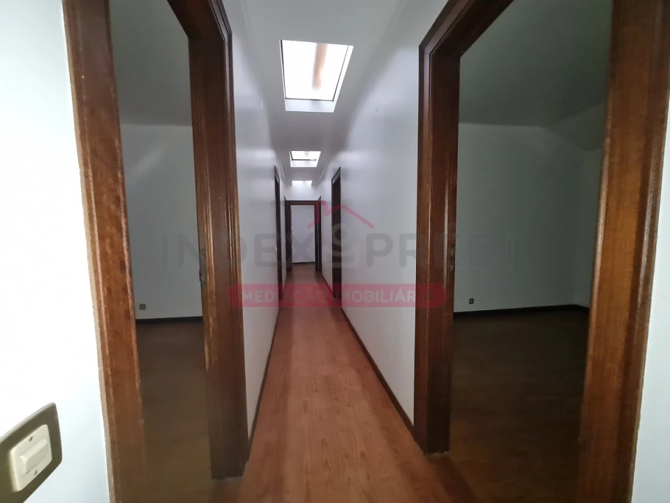 Moradia T10 para Venda em Maiorca Foto 25