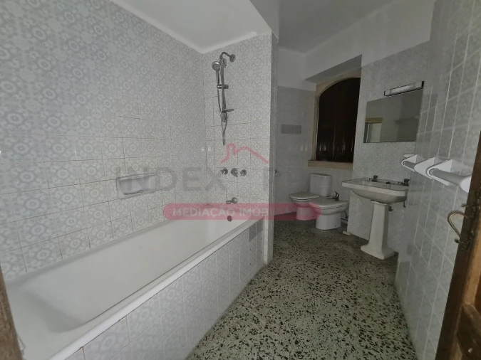 Moradia T10 para Venda em Maiorca Foto 28