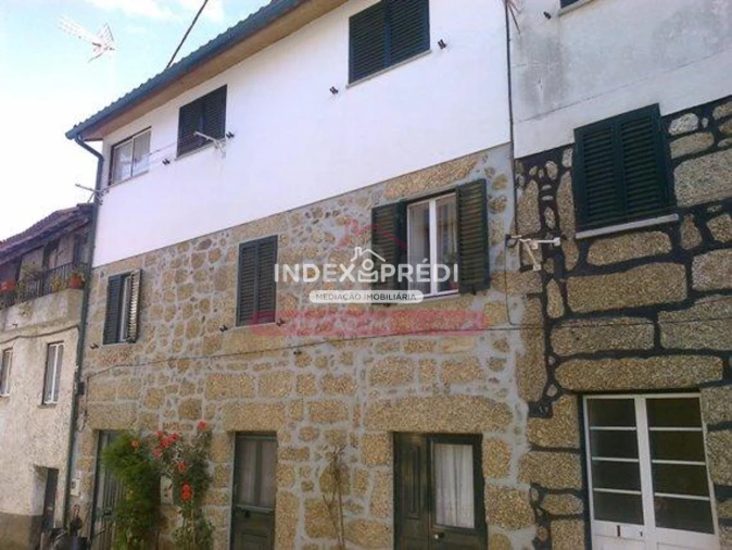 Moradia T1 para Venda em Candosa Foto 3